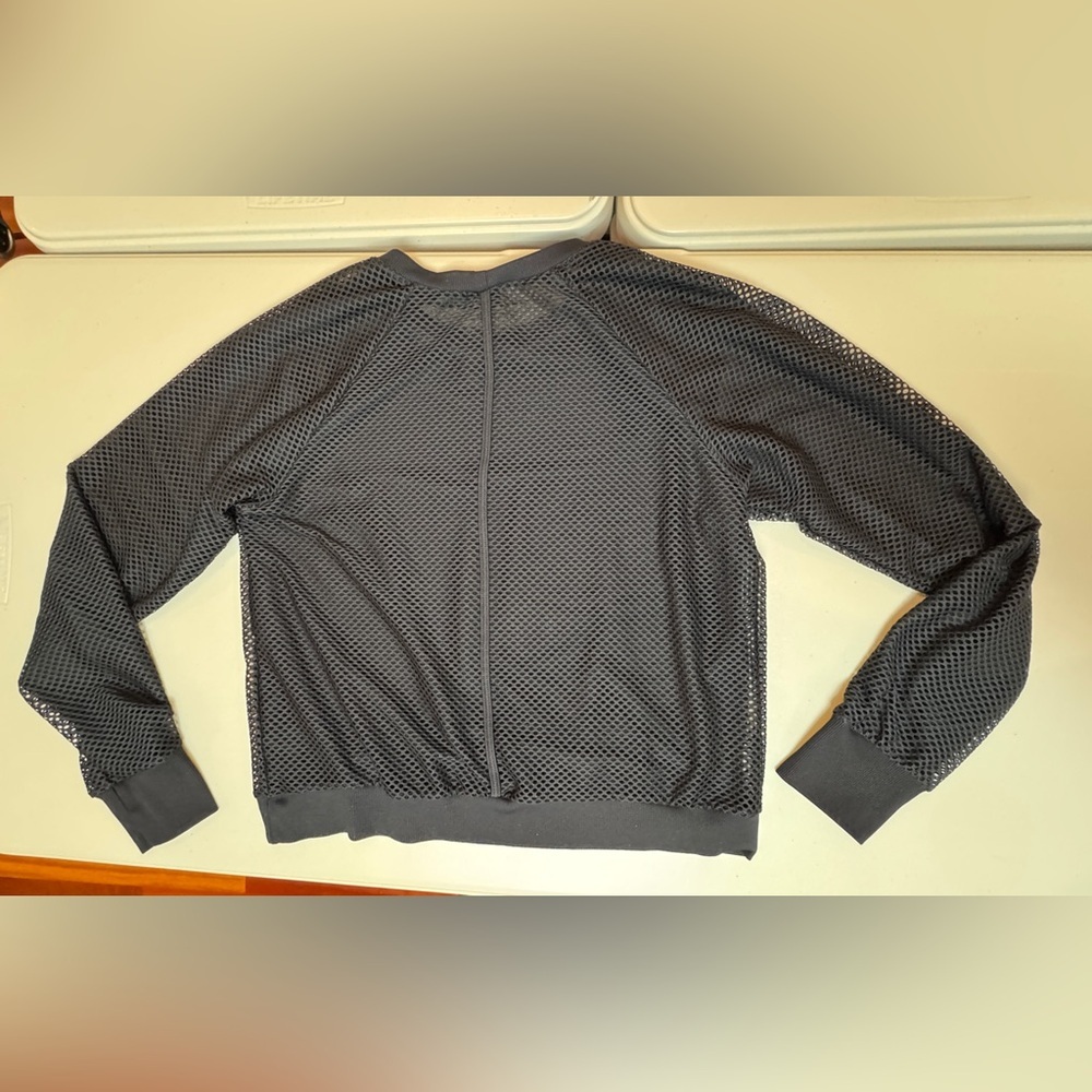 Koral Sofia Mesh Long Sleeve Top Dark Navy Athletic Pullover Size Large Made in - Picture 7 of 15